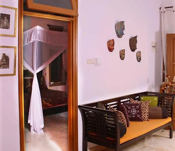 Putu Mira By Maha Bali Villa