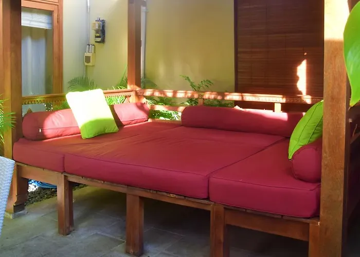 Putu Mira By Maha Bali * Kuta (Bali)